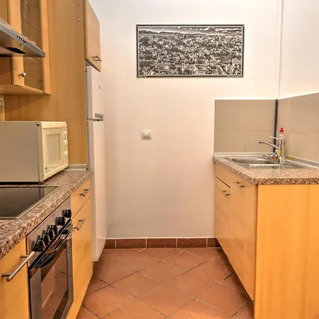 Budapest City Apartments דירה בודפשט
