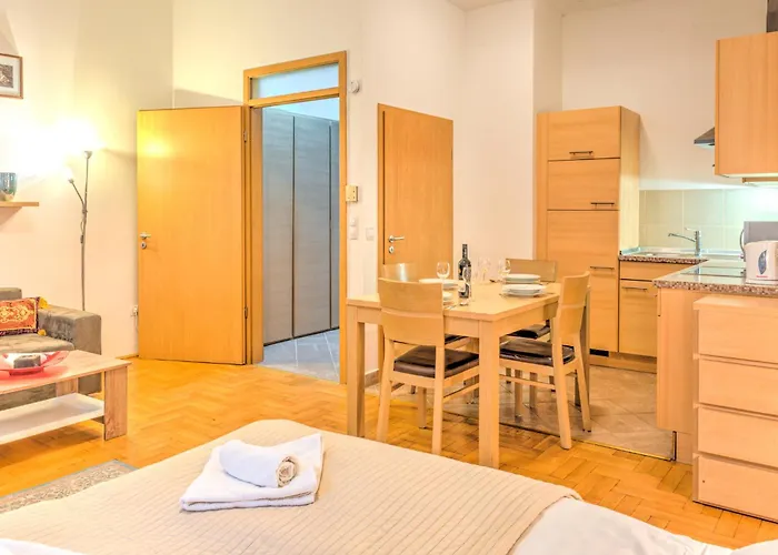 Budapest City Apartments