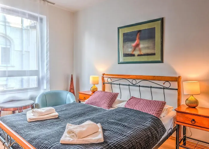 Budapest City Apartments *
